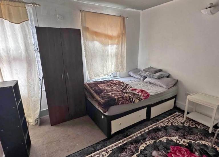 Private room for rent