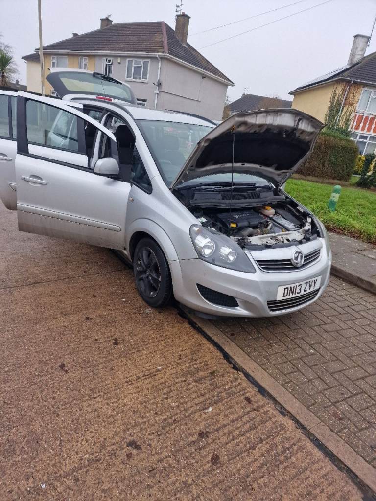 Vauxhall, ZAFIRA, MPV, 2013, Manual, 1686 (cc), 5 doors
