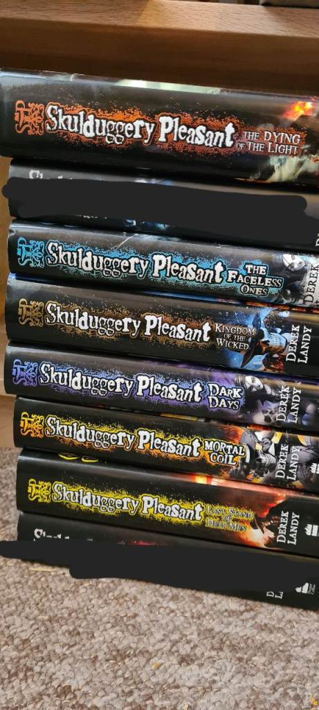 Skulduggery Pleasant books