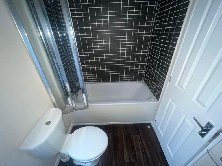 Static caravan / Lodge Prestige Seascape 42x14 2bed DG/CH - Free UK Delivery 