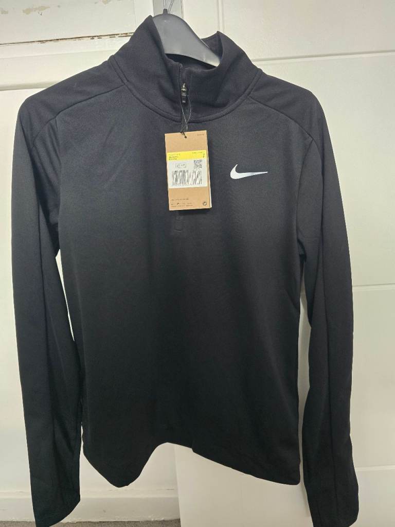 Nike top girls small