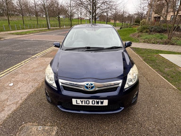 2010 Toyota, AURIS 1.8 hybrid, drives perfect,sat nav,camera,2 keys,excellent condition,cruise cont