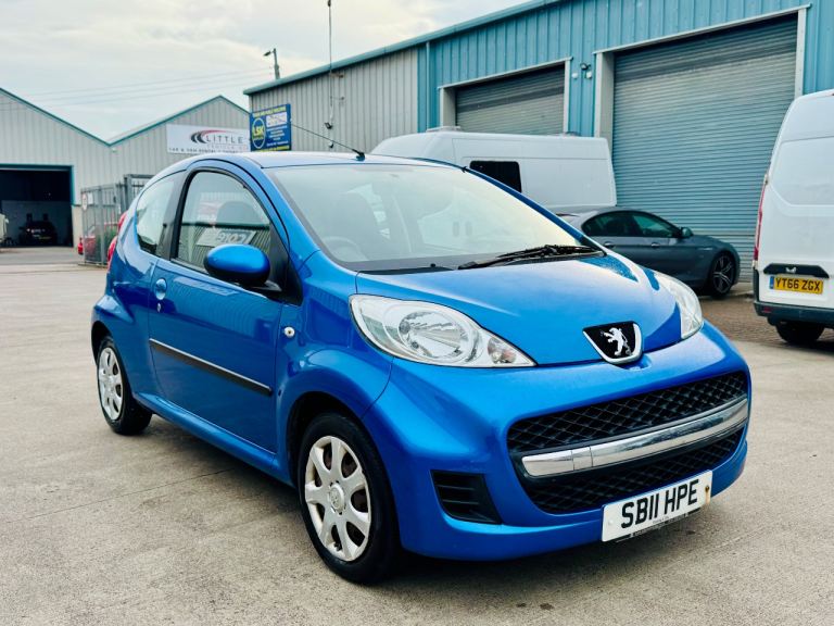 Peugeot, 107, Hatchback, 2011, Manual, 998 (cc), 3 doors