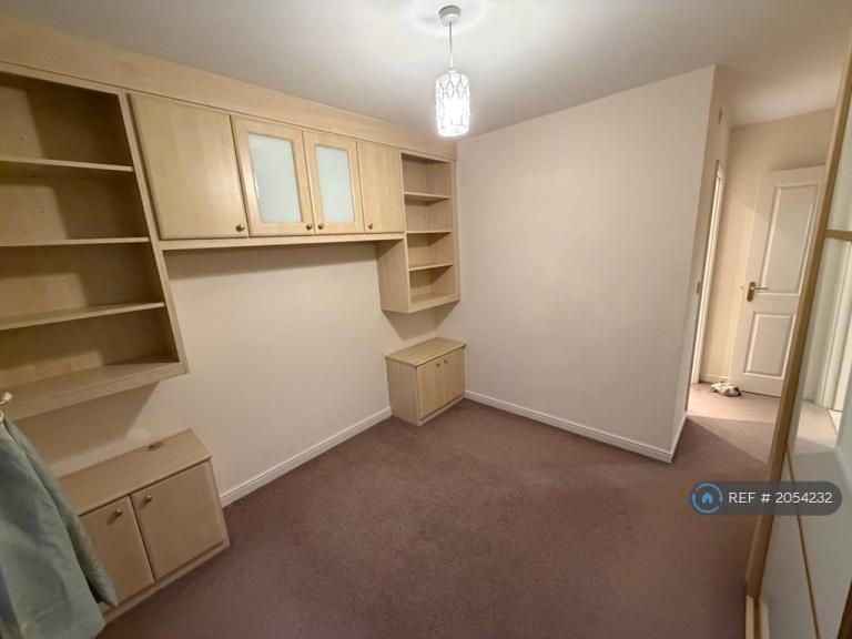 2 bedroom flat in Sycamore Court, Sheffield, S11 (2 bed) (#2054232)