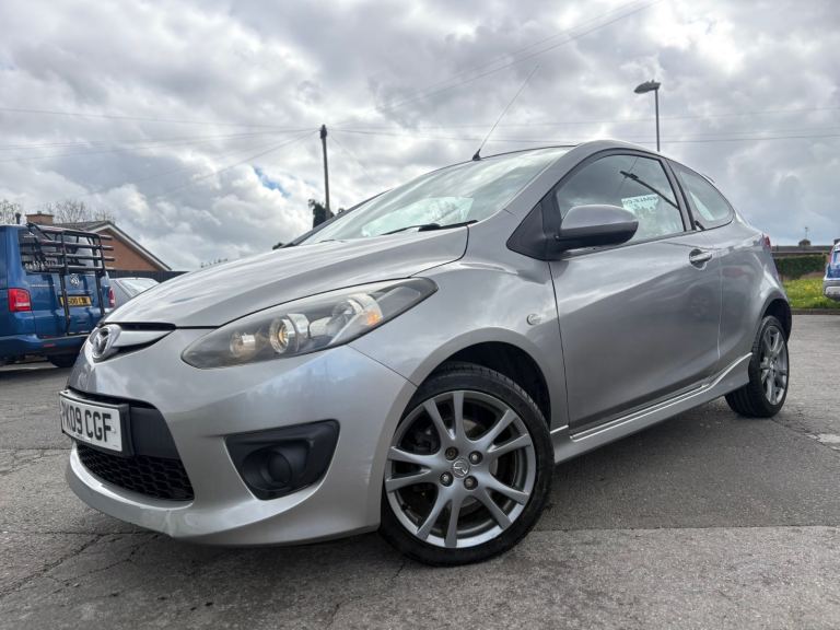 Mazda, 2, Hatchback, 2009, Manual, 1349 (cc), 3 doors