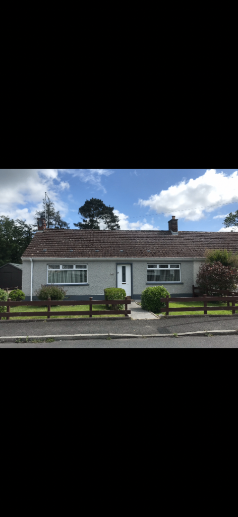 Lovely 3 bedroom semi detached bungalow with large shed near bleary 