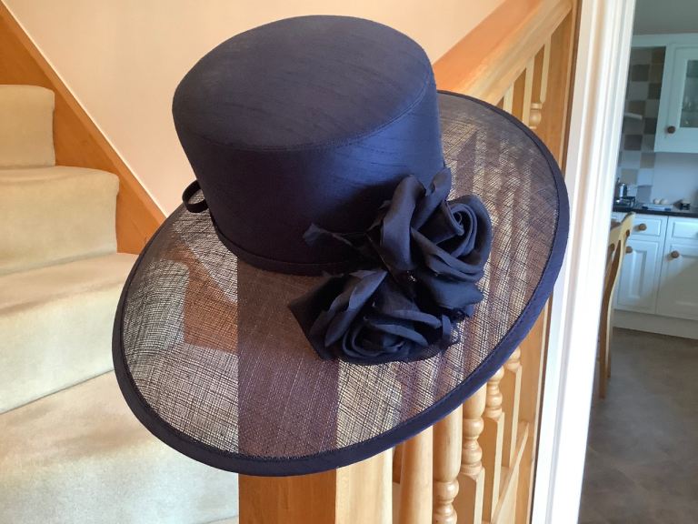 Navy blue wedding hat with hatbox