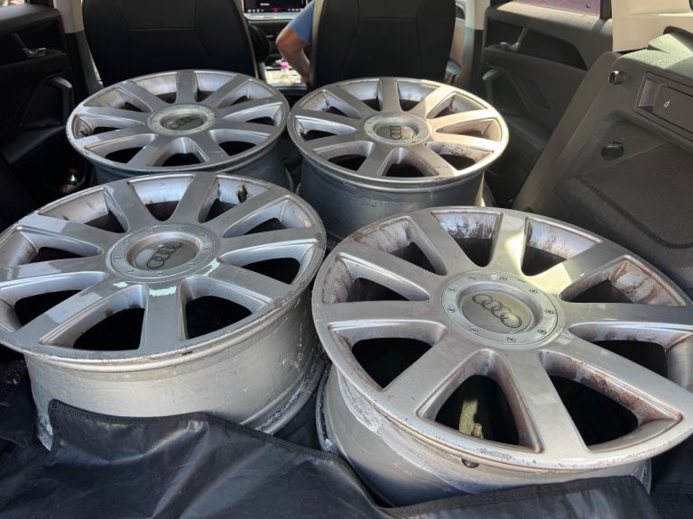 Audi tt 18” alloy wheels 