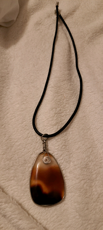 Necklace and pendant 