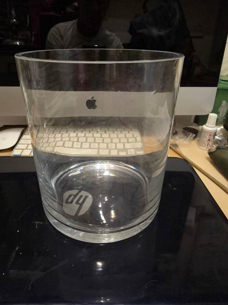 Large Clear Glass Vase / Planter – As Good As New, £9.00 for Sale