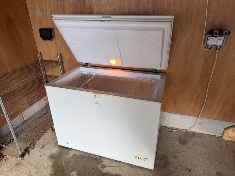 Indesit large chest freezer - ideal for garage supplementary use