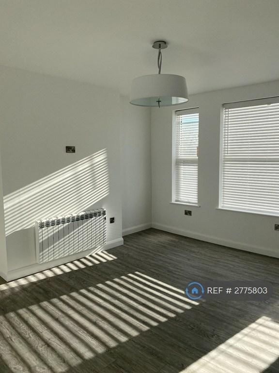 1 bedroom flat in St. Mildreds Road, Ramsgate, CT11 (1 bed) (#2775803)