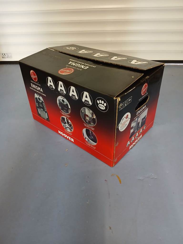 Hoover Enigma Bagless Cylinder Vacuum Cleaner – Good Condition