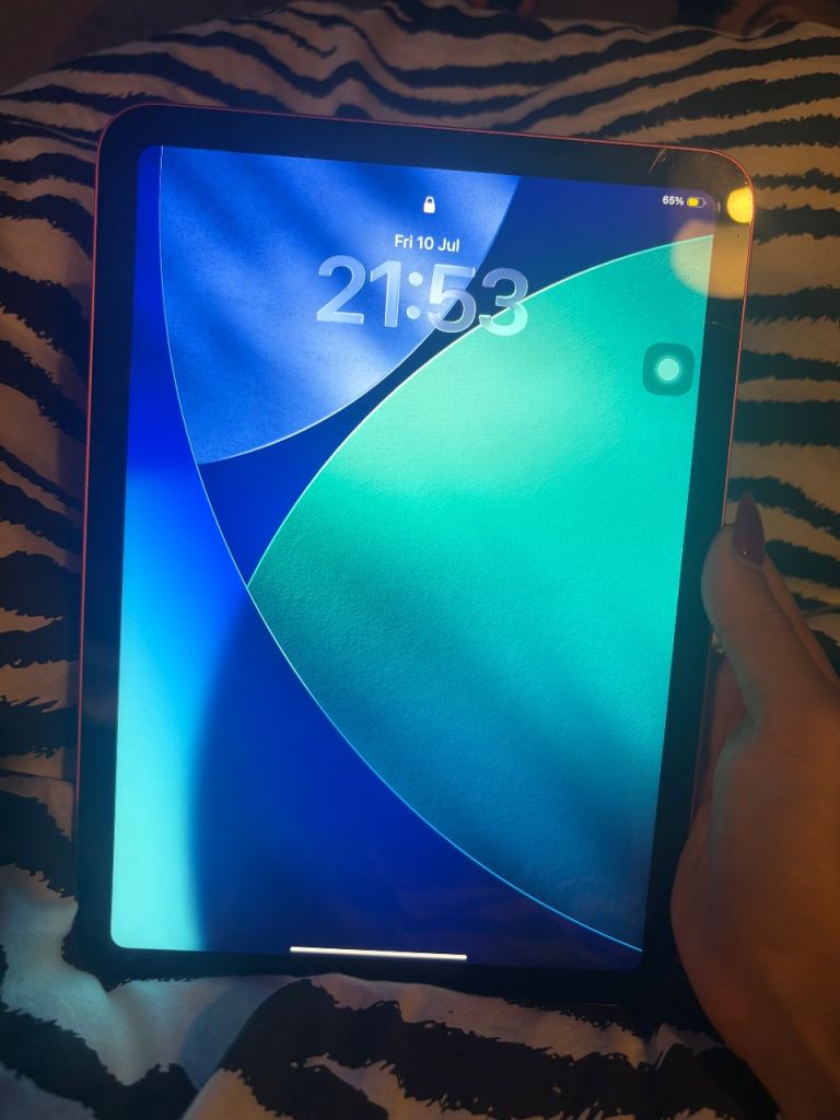 Apple iPad 11” A16 128gb Pink, Good Condition