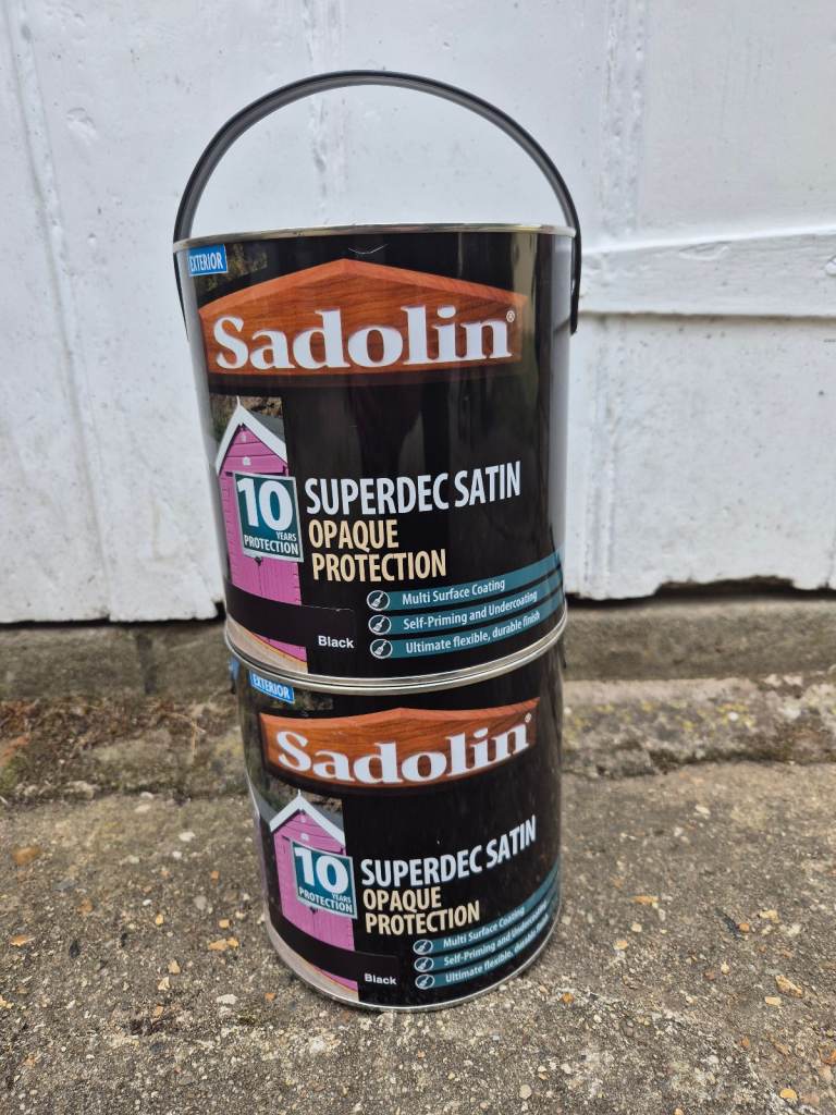 2x Brand New Sadolin tins black 2.5L