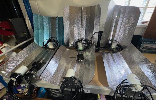 6 hydroponic grow light reflectors used but fully working