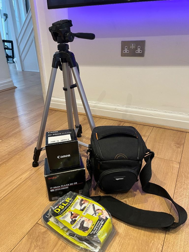Canon EOS 700D bundle 
