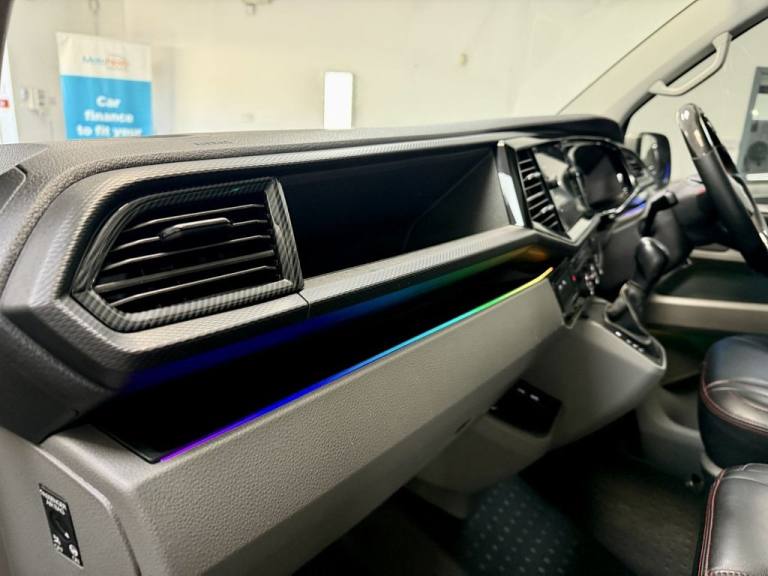 2021 Volkswagen Transporter 2.0 TDI 150 Highline Kombi Van DSG WINDOW VAN DIESEL Automatic