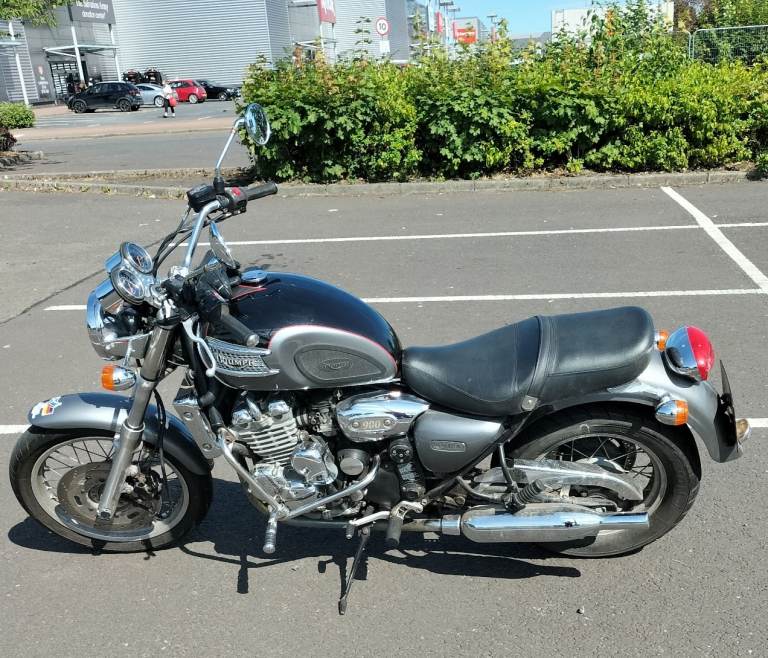 Triumph, THUNDERBIRD, 2002, 900 (cc)