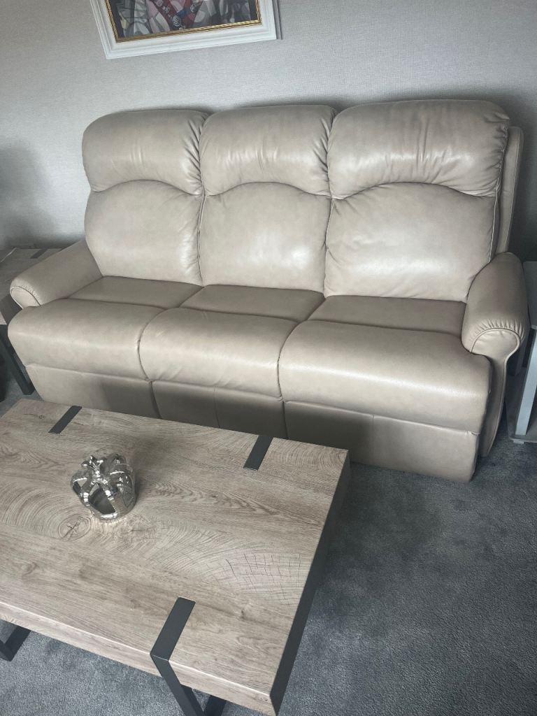 3 seater couch & 2 large reclining chairs