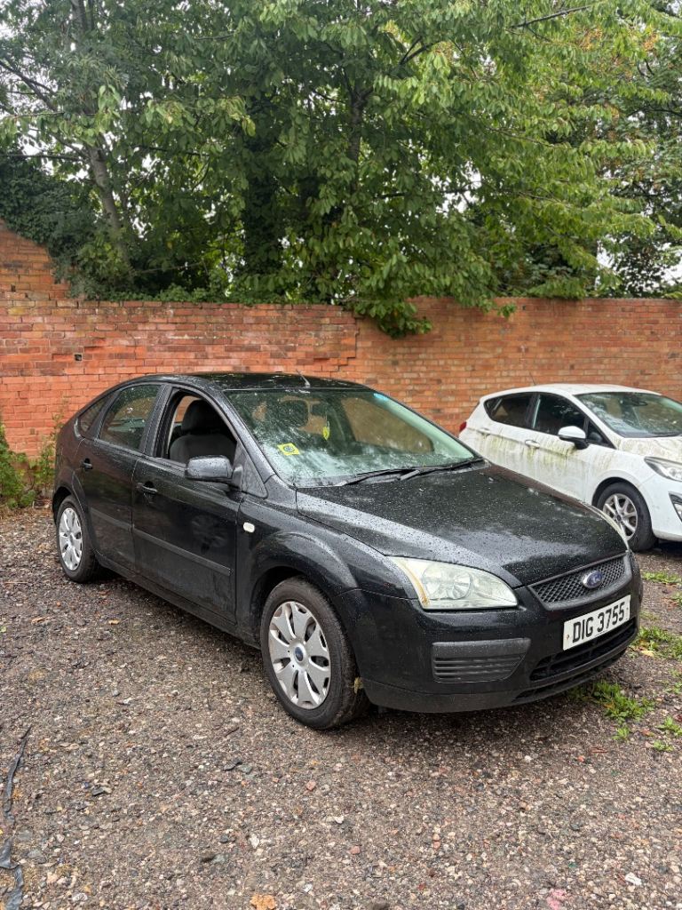 Ford Focus Automatic - 1.6 PETROL