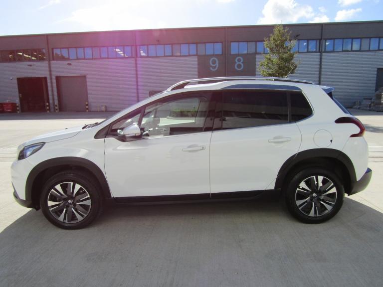 2019 Peugeot 2008 1.2PURE TECH ACTIVE EURO6 5DR PETROL LEFT HAND DRIVE Estate Petrol Manual