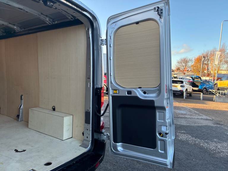 2025 Ford Transit 2.0 EcoBlue 165ps H2 Limited Van Auto [Nav] Medium Roof Van DIESEL Automatic