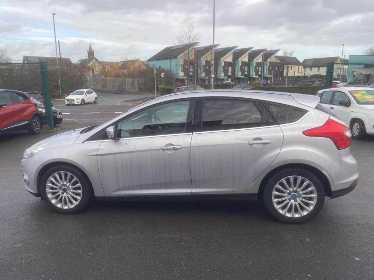 2011 Ford Focus 1.6T EcoBoost Titanium X Euro 5 (s/s) 5dr HATCHBACK Petrol Manual