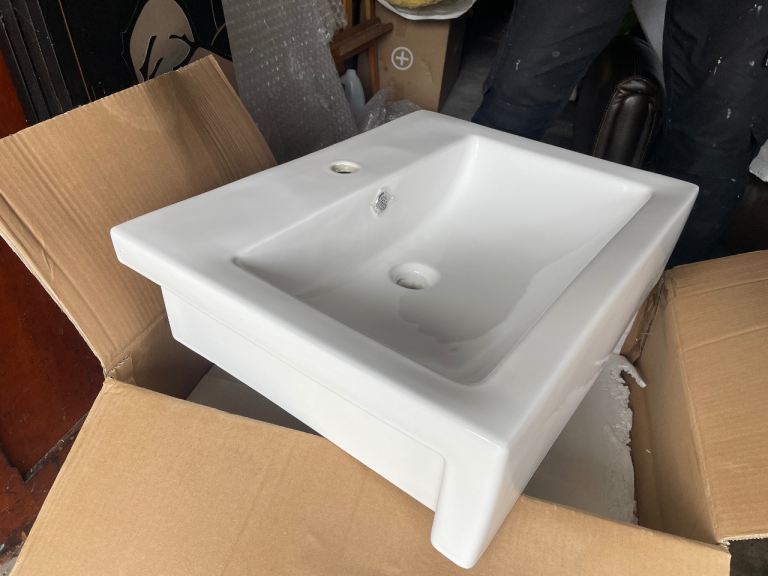 Sink - semi recessed