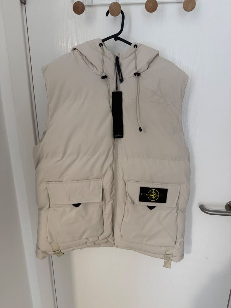 Stone island body warmer 