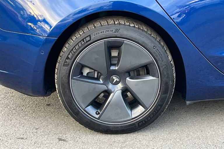 2021 Tesla Model 3 Long Range AWD 4dr Auto SALOON ELECTRIC Automatic