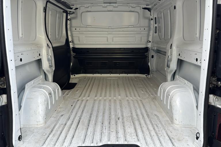  Renault Trafic 2.0 Dci Blue Sl28 Business Panel Van 5dr Diesel Manual L1 H1