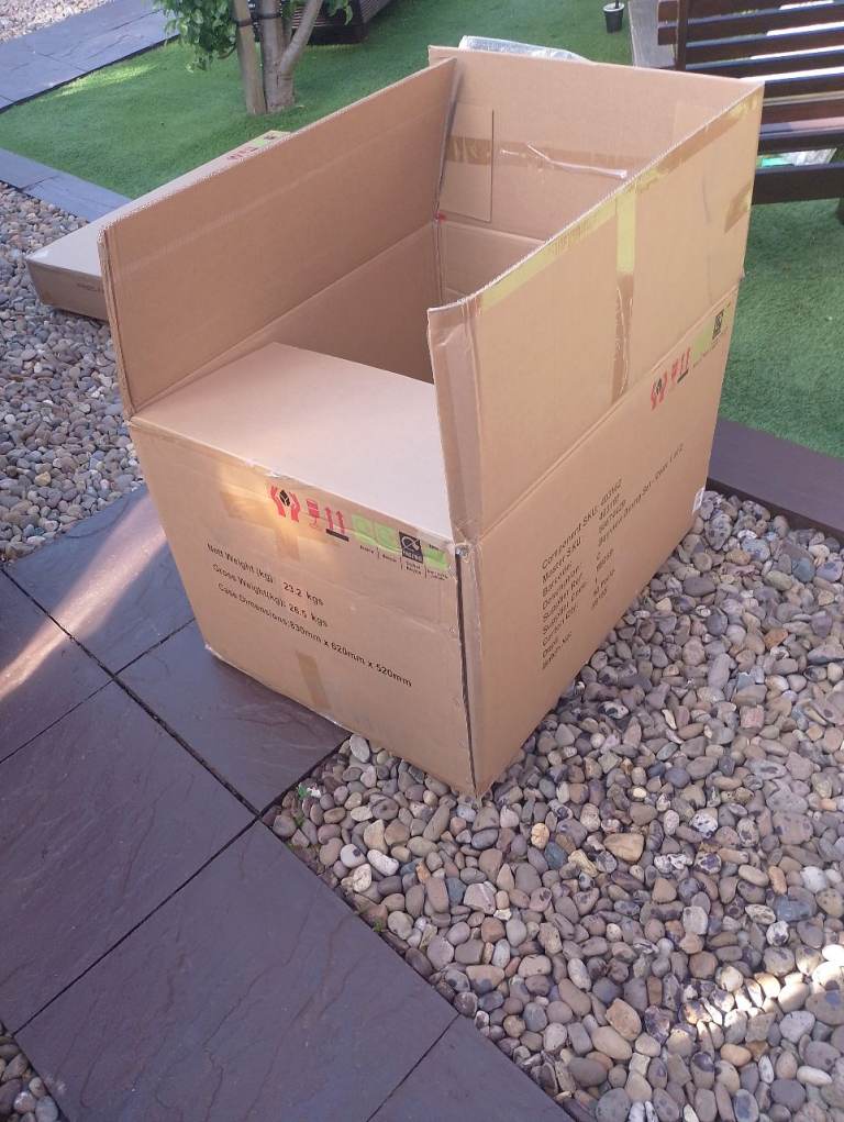 Large box for free to collect 