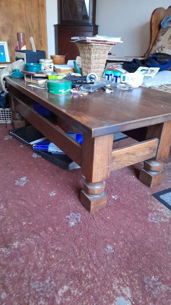 Solid oak 3 peice suite frames no cushions good for project