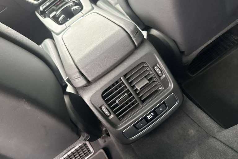 2022 Audi e-tron GT 390kW Quattro 93kWh 4dr Auto [C+S] Saloon Electric Automatic