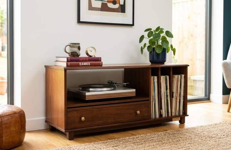 Vintage ​Rossmore Wooden TV Stand with Vinyl Record Storage & Drawer ✨️ 