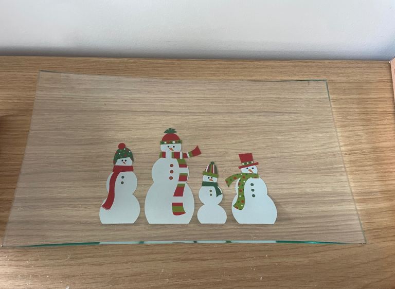 Pampered Chef - Christmas Glass Snowman Platter