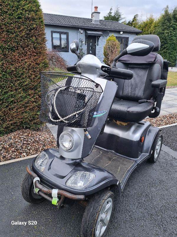 Xtra large kymco mobility scooter can dekiver today 