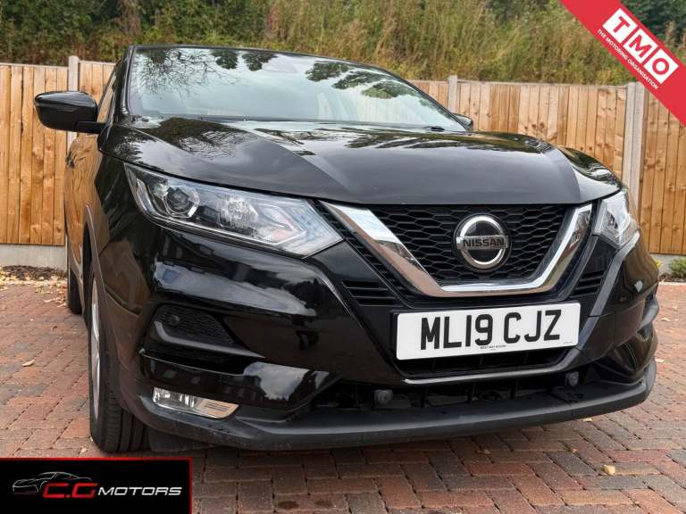 NISSAN QASHQAI 1.5 dCi Acenta Premium Black Auto Diesel 2019