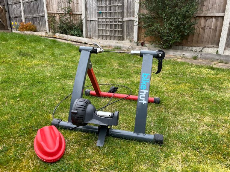 **REDUCED** Bikehut Turbo Trainer