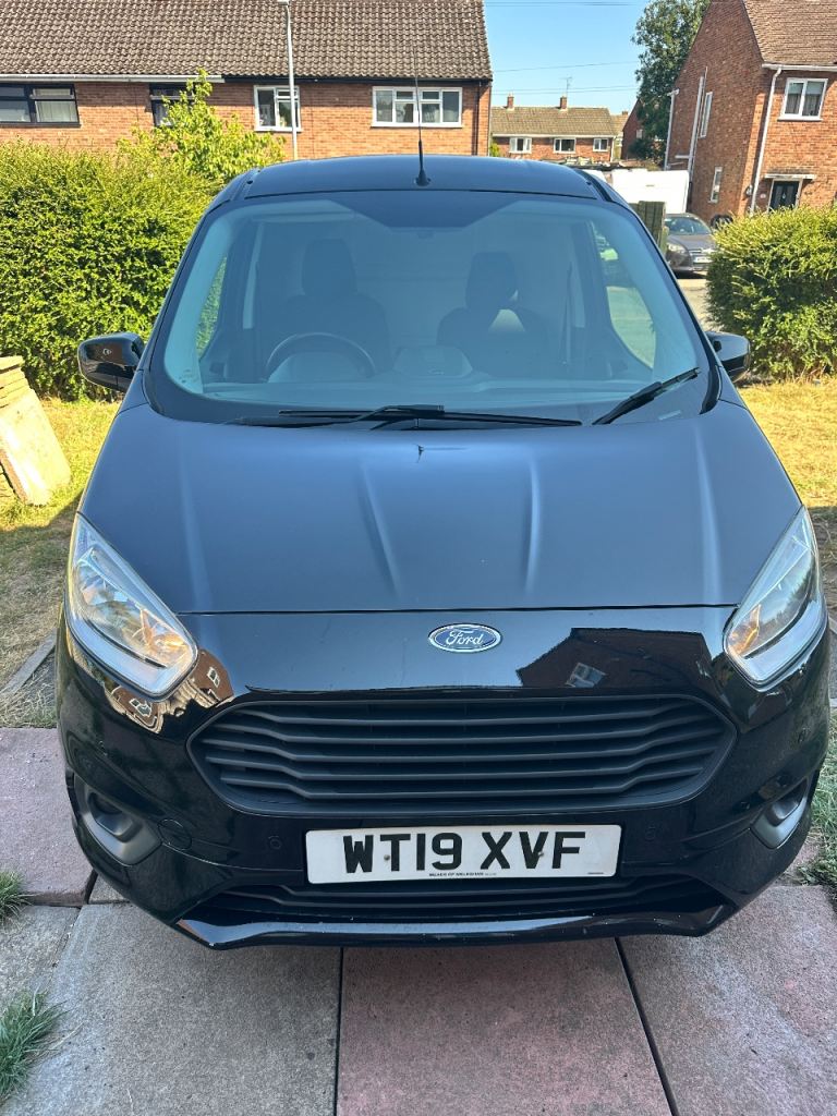 Ford, TRANSIT COURIER, Panel Van, 2019, Manual, 999 (cc)