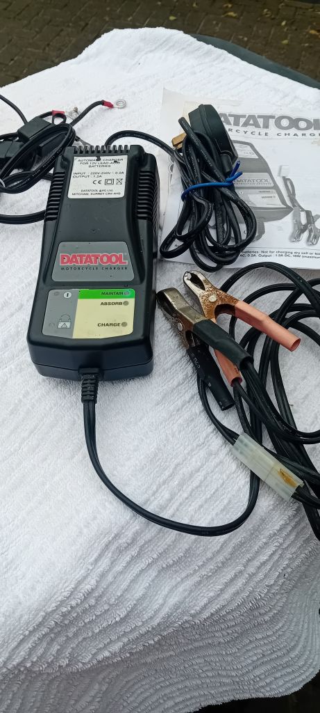 Datatool battery charger 