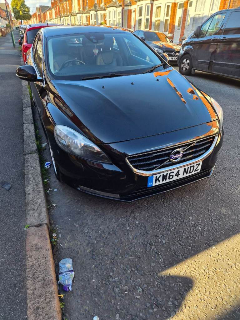 Volvo, V40, Hatchback, 2015, Semi-Auto, 1560 (cc), 5 doors