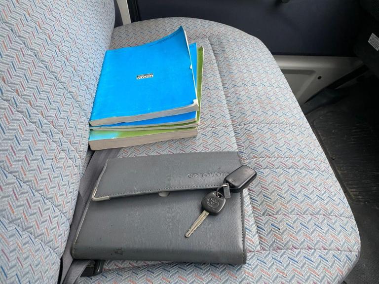 2001 Toyota HiAce EXCELLENT VAN ANY INSPECTION PANEL VAN Diesel Manual