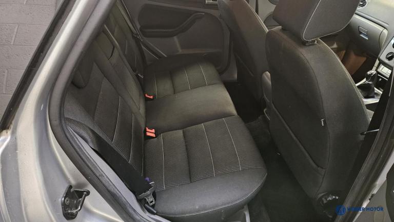 2008 Ford Focus 2.0 Titanium Hatchback 5dr Petrol Manual (170 g/km, 143 bhp) Hatchback Petrol Manual