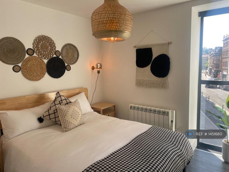 1 bedroom flat in Baldwin St, Bristol, BS1 (1 bed) (#1451680)