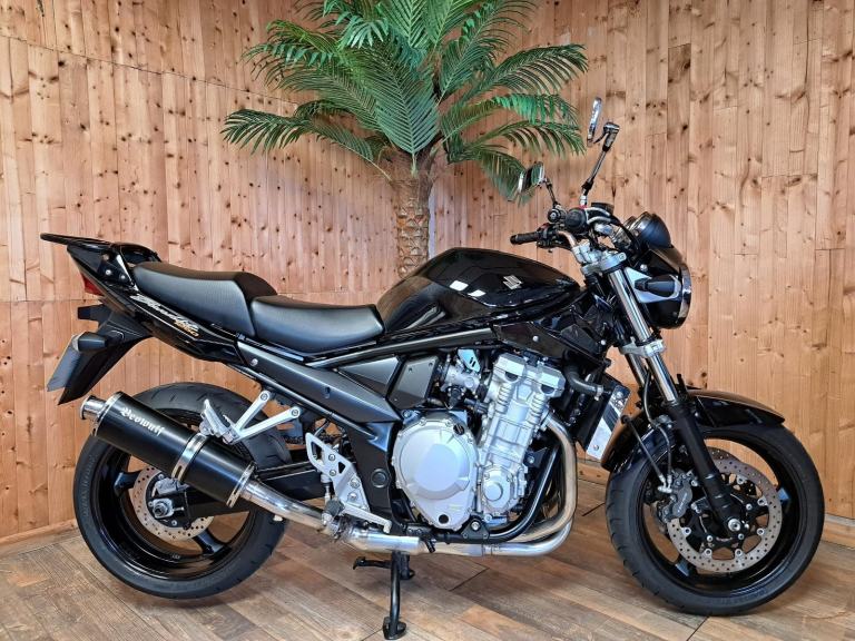 SUZUKI BANDIT - GSF1250K9 - 2010 - ONE OWNER - 16957 MLS - AMAZING CONDITION!