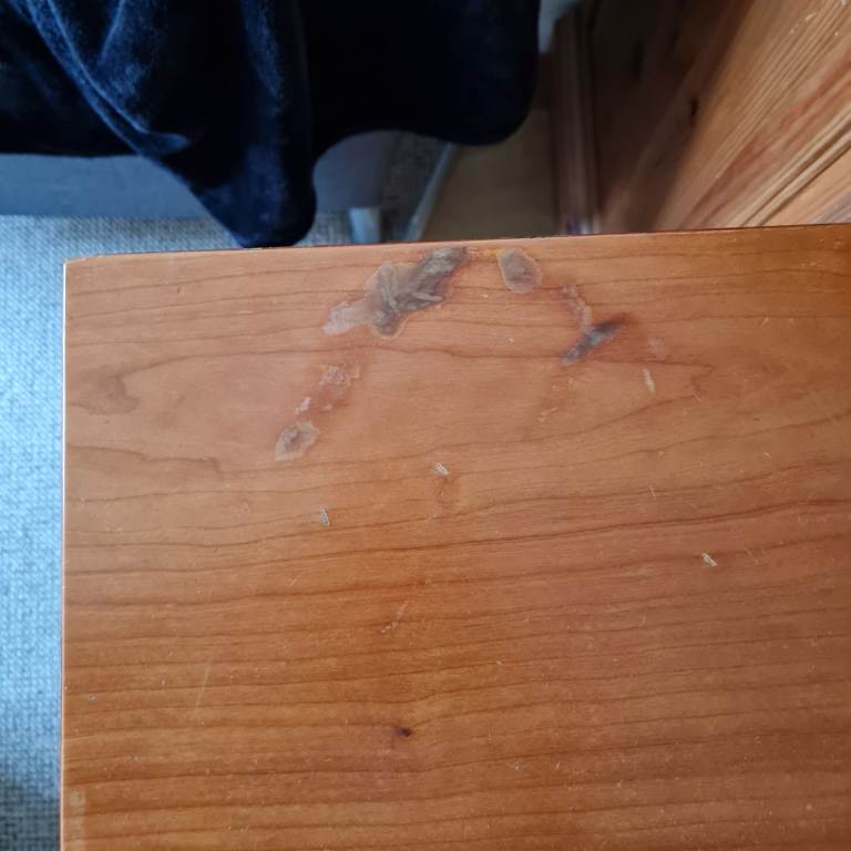 Extendable Solid Wood Dining Table – Seats 8-10