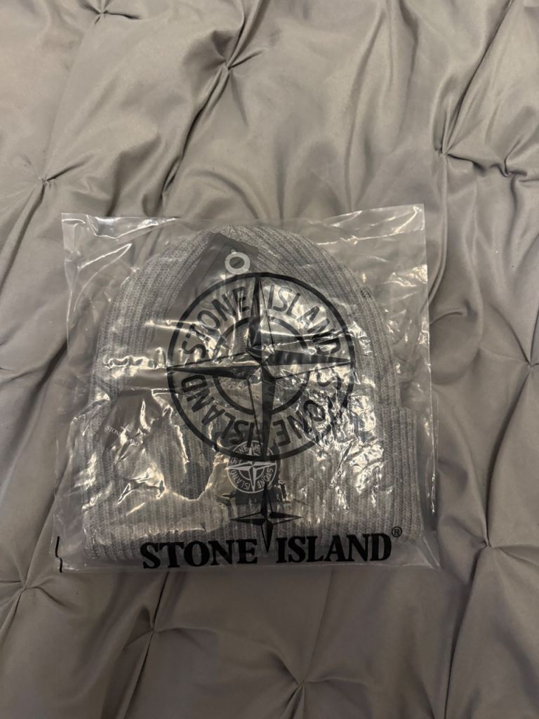STONE ISLAND Grey Beanie Hat - Brand New with Tags