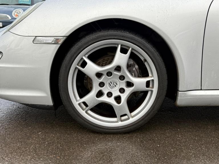 2005 Porsche 911 2dr COUPE PETROL Automatic